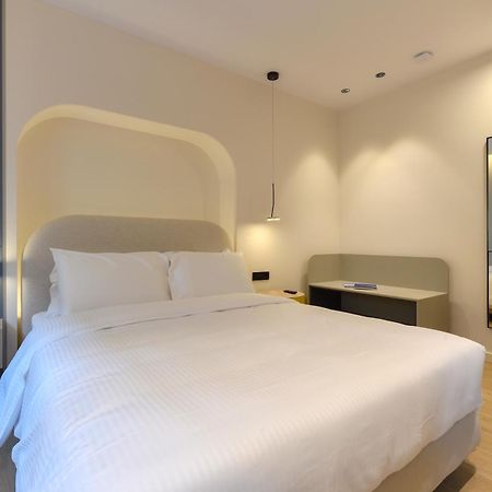 Zalo Urban Living Spaces ヨアニナ 部屋 写真
