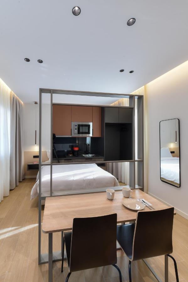 Zalo Urban Living Spaces ヨアニナ エクステリア 写真