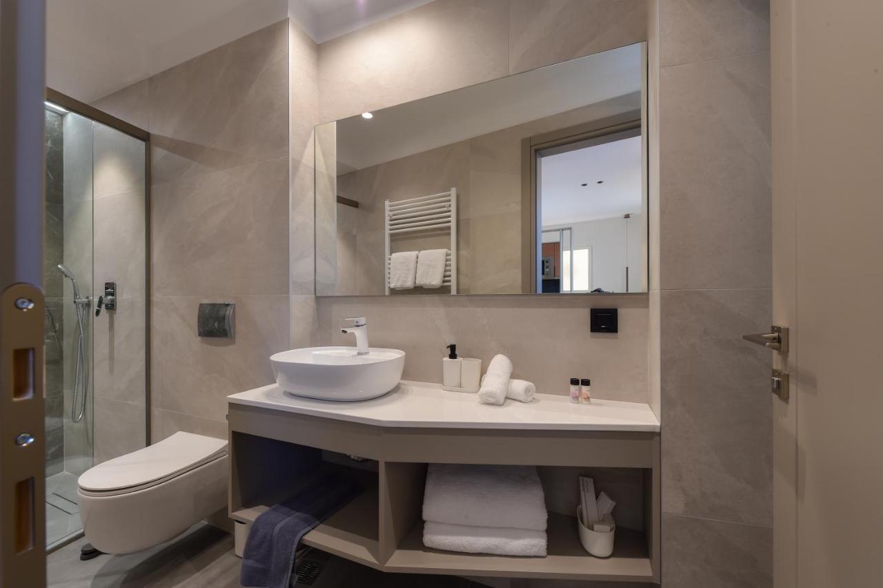 Zalo Urban Living Spaces ヨアニナ エクステリア 写真