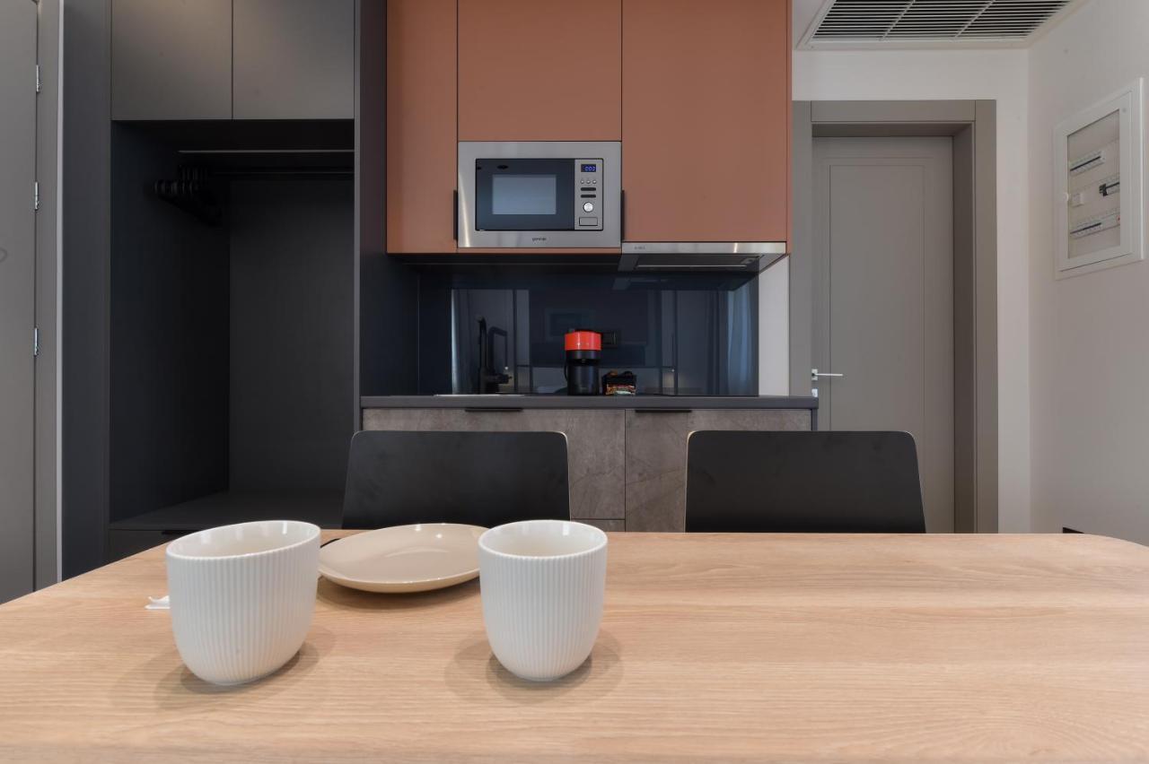 Zalo Urban Living Spaces ヨアニナ エクステリア 写真