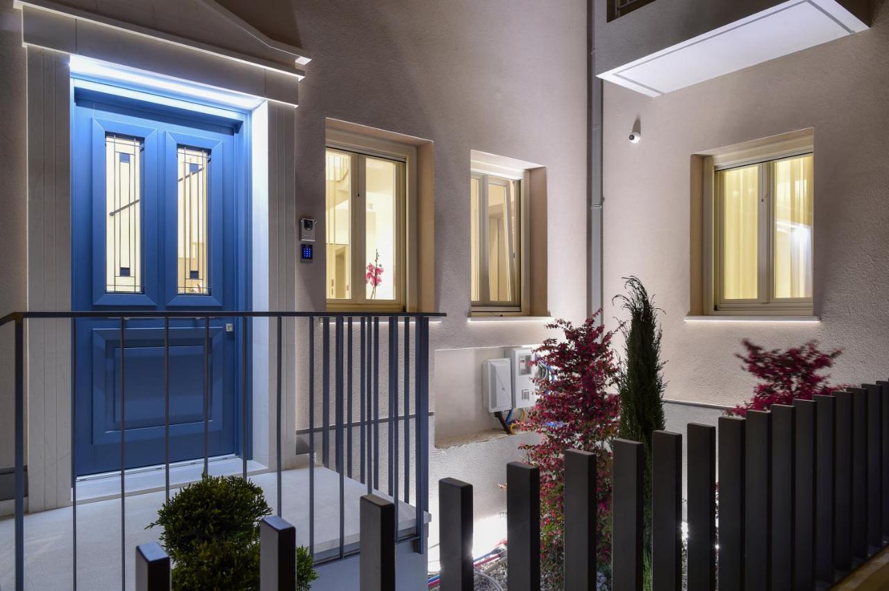 Zalo Urban Living Spaces ヨアニナ エクステリア 写真