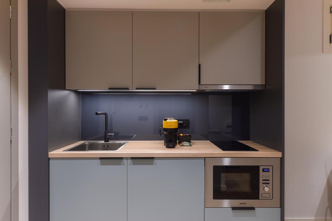 Zalo Urban Living Spaces ヨアニナ エクステリア 写真