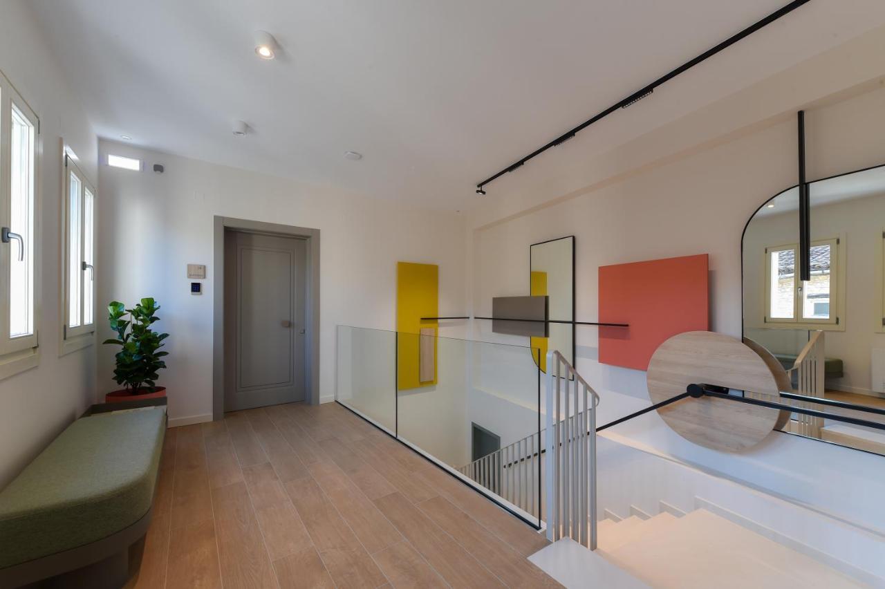 Zalo Urban Living Spaces ヨアニナ エクステリア 写真